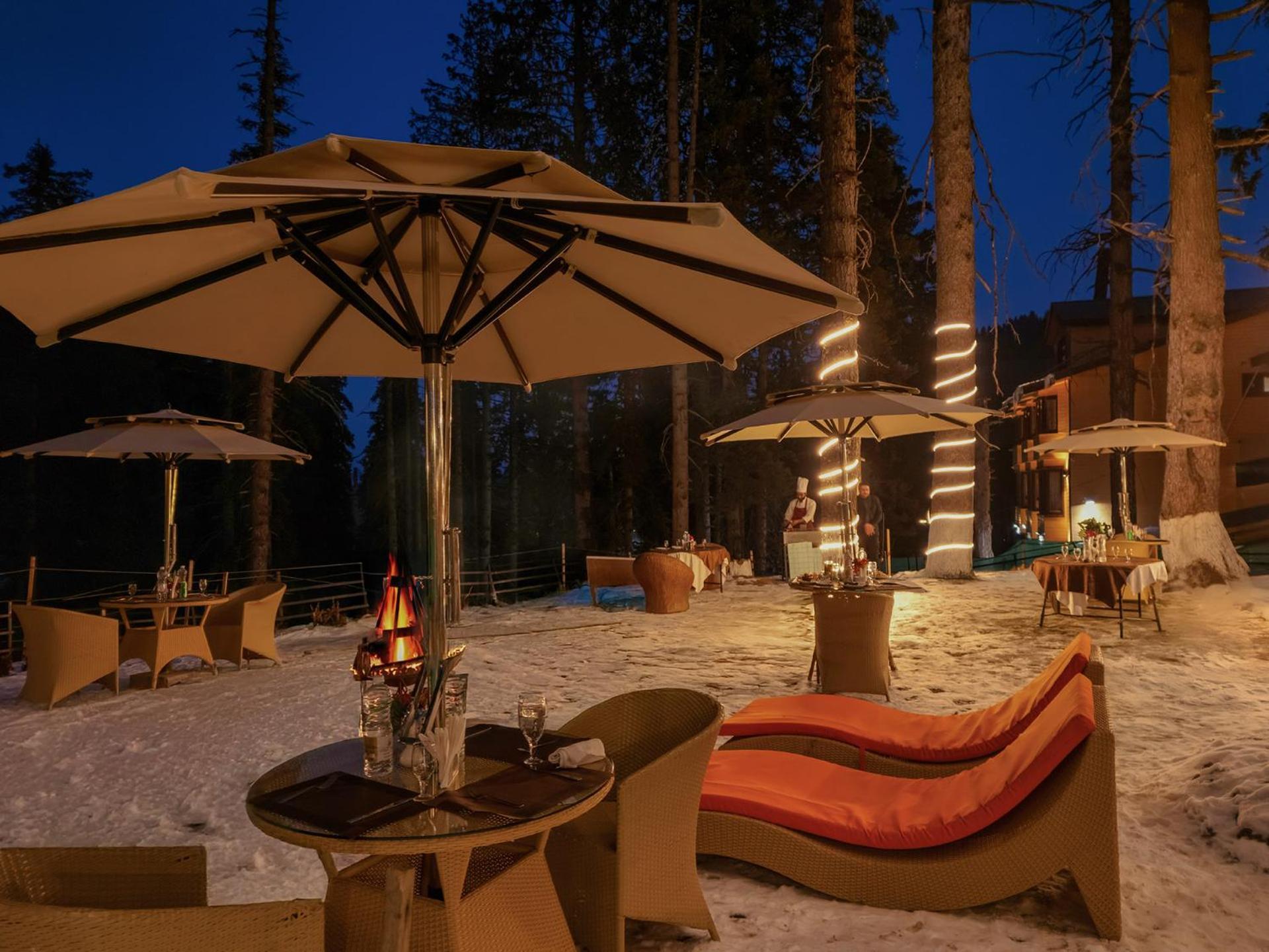 Hotel Pine Spring Gulmarg Dış mekan fotoğraf