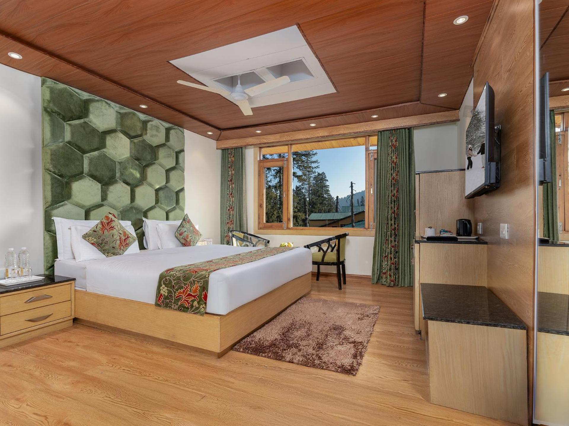 Hotel Pine Spring Gulmarg Dış mekan fotoğraf
