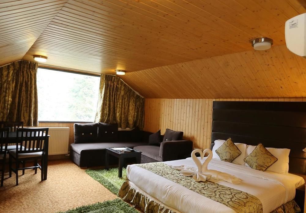 Hotel Pine Spring Gulmarg Dış mekan fotoğraf
