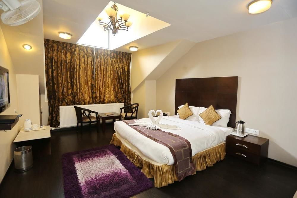 Hotel Pine Spring Gulmarg Dış mekan fotoğraf