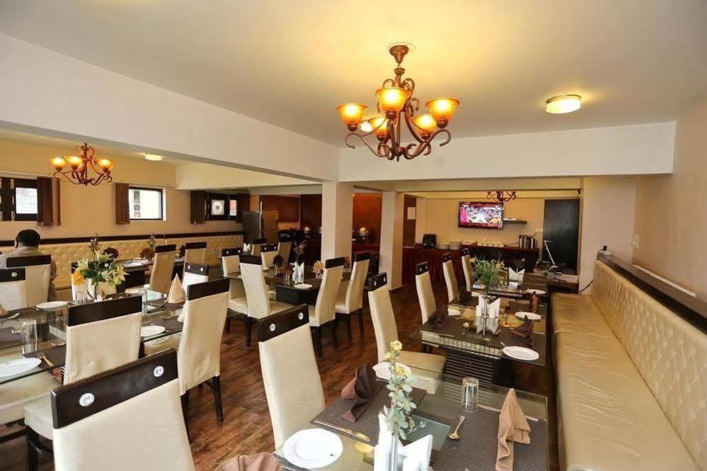 Hotel Pine Spring Gulmarg Dış mekan fotoğraf