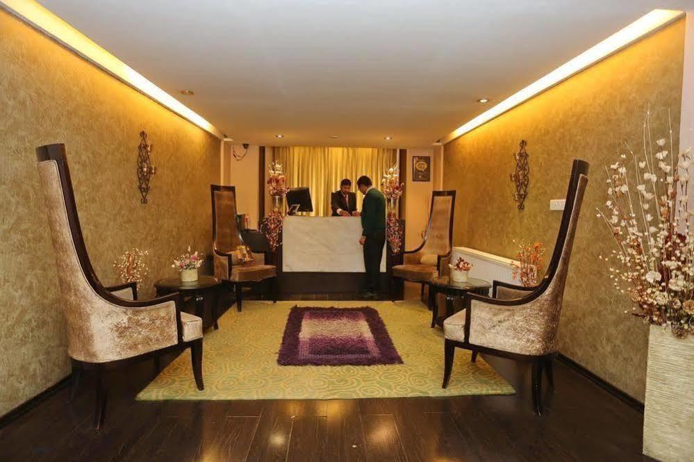 Hotel Pine Spring Gulmarg Dış mekan fotoğraf